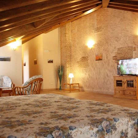 Casa Rural La Fragua กวาดาลิกซ์ เด ลา เซียรา ภายนอก รูปภาพ