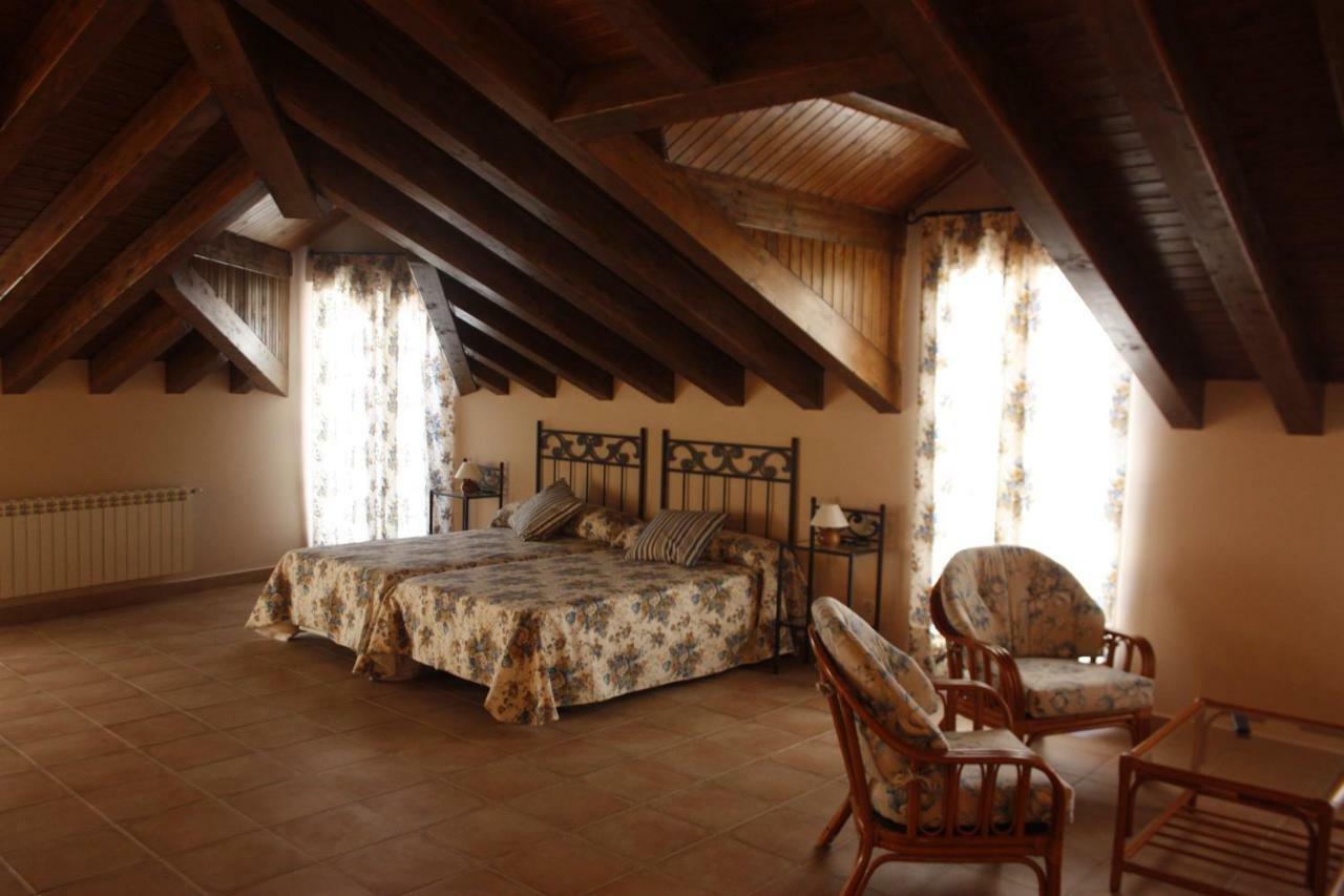 Casa Rural La Fragua กวาดาลิกซ์ เด ลา เซียรา ภายนอก รูปภาพ