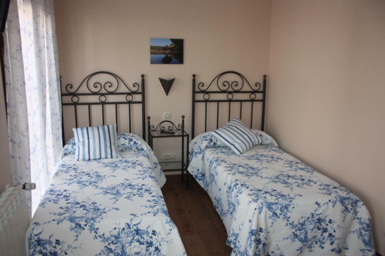 Casa Rural La Fragua กวาดาลิกซ์ เด ลา เซียรา ภายนอก รูปภาพ
